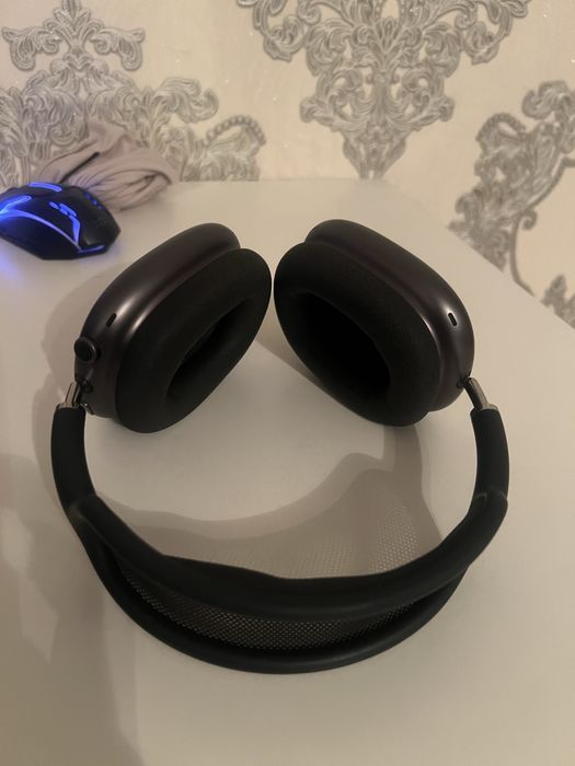 AirPods Max в хорошем состояний