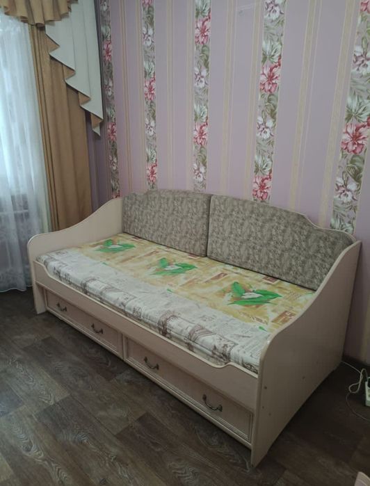 Спальный детский гарнитур