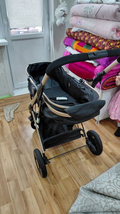 детская коляска .
