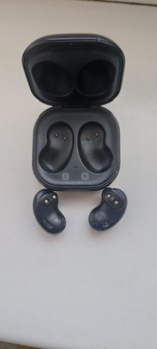Продам Galaxy Buds Live