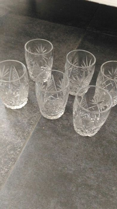 Продам хрустальные рюмки