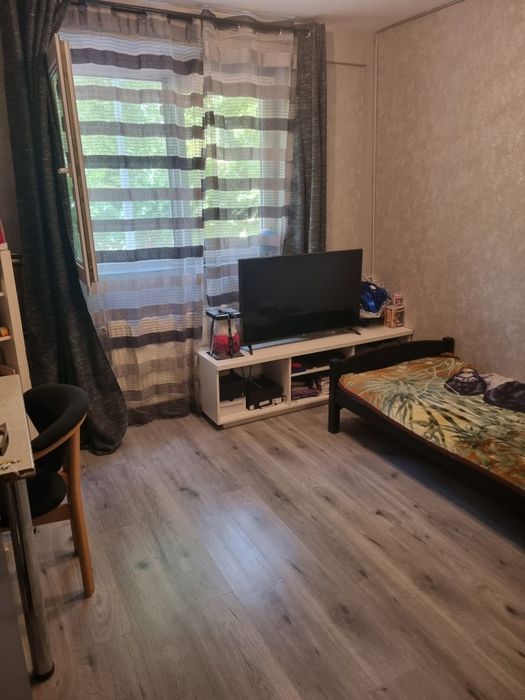 Vand apartament 2 camere