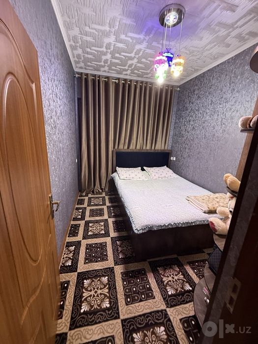 Qarshi shahar Paxtazorda dom 2 xona + balkon 65 kv.m