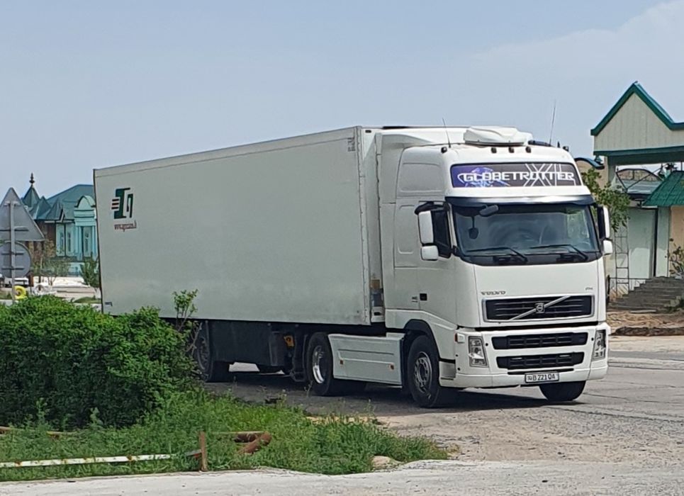 Volvo Euro 5 2008  год schmitz cargobull 2011 год