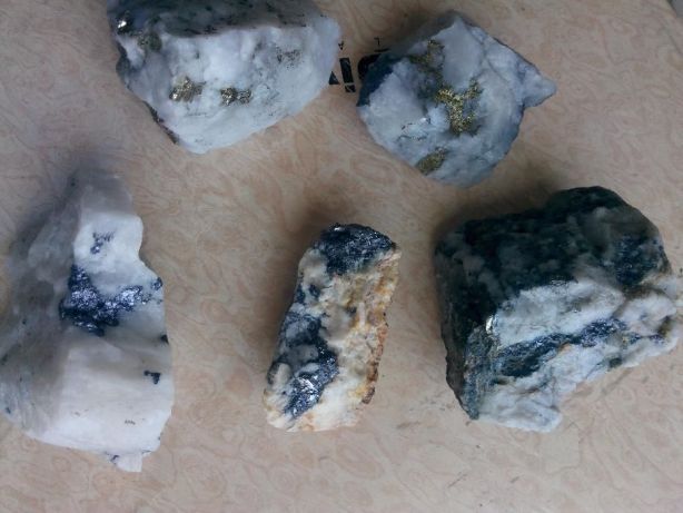 Поделочный камень ПИРИТ