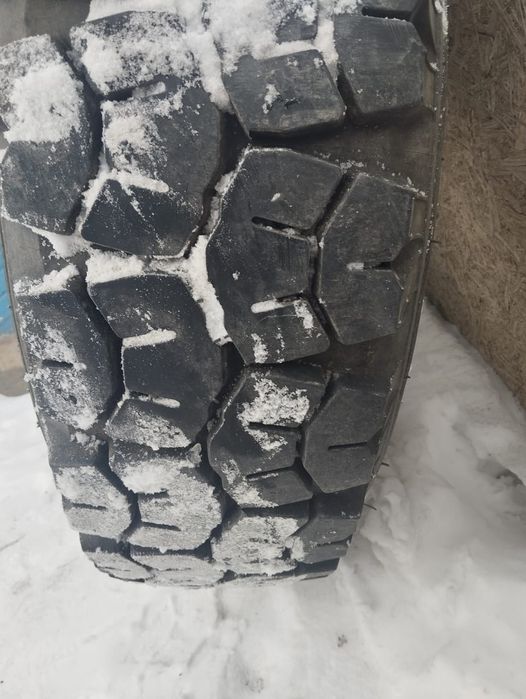 Шины 12.00R20 с дисками