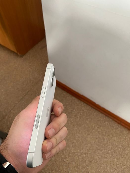 Обменяю айфон 16