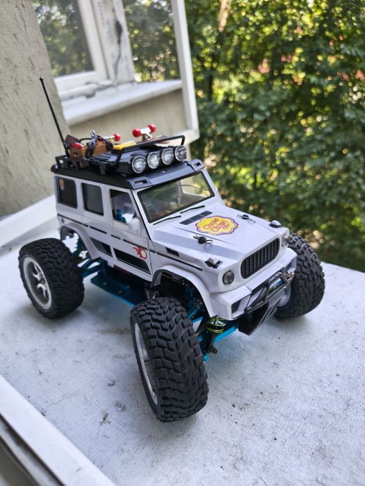 Rc 4x4 masinuta cu radio telecomanda