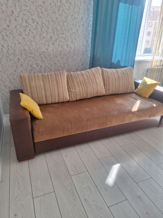Продам диван в хорошем состоянии
