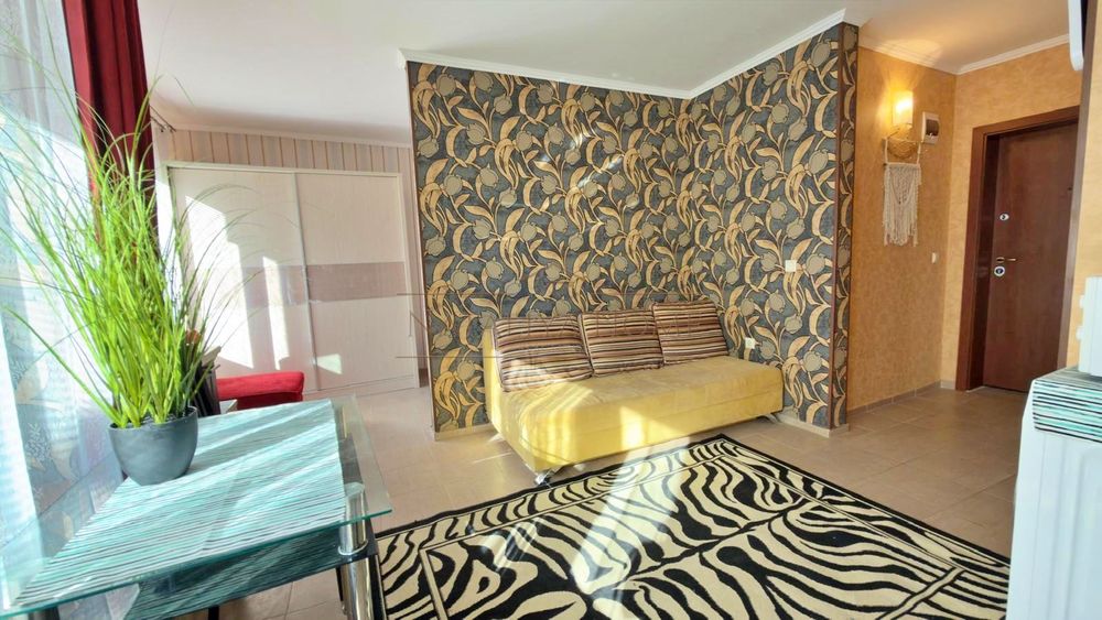 Дава се под наем Едностаен апартамент в Бургас, Сарафово - 40 кв.м за 348.84 € - Снимка #2