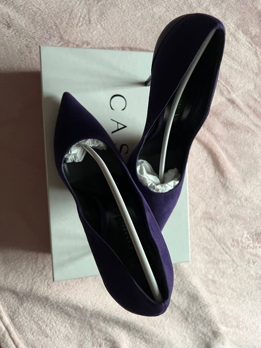 Pantofi CASADEI din piele, nepurtati.