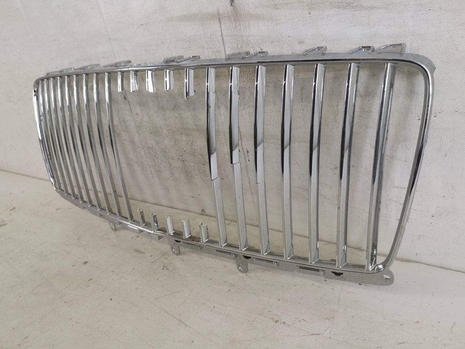 Хромиран Орнамент за Радиаторна Решетка Бентли Бентайга 1 - Оригинален