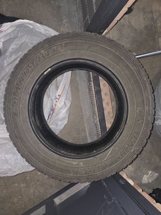 Продам летние шины DUNLOP