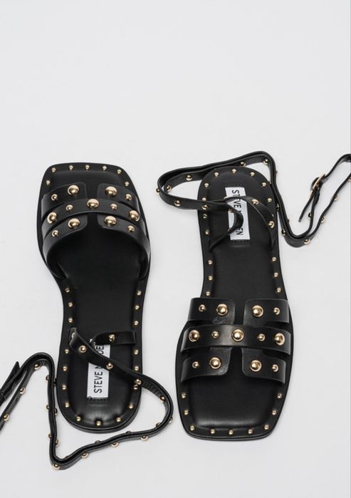 Кожени сандали на Steve Madden