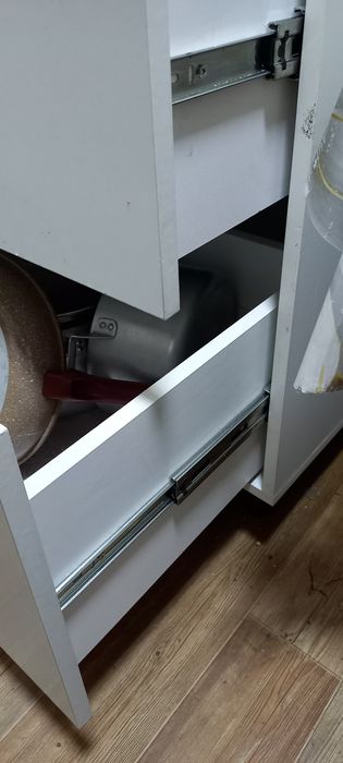 Продам кухонный шкаф-пенал разборный