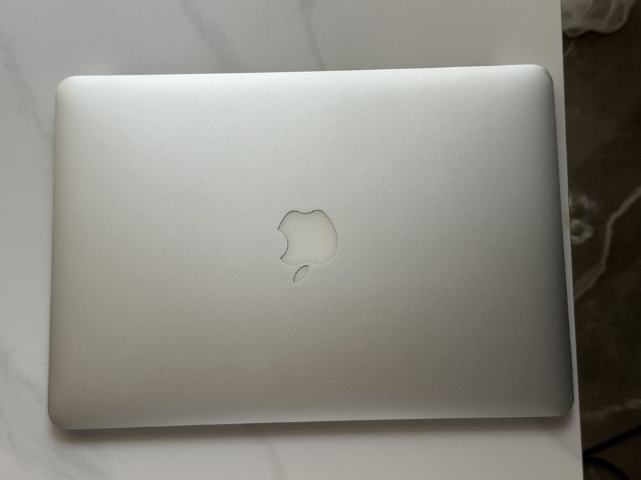 MacBook air 13'' 2015