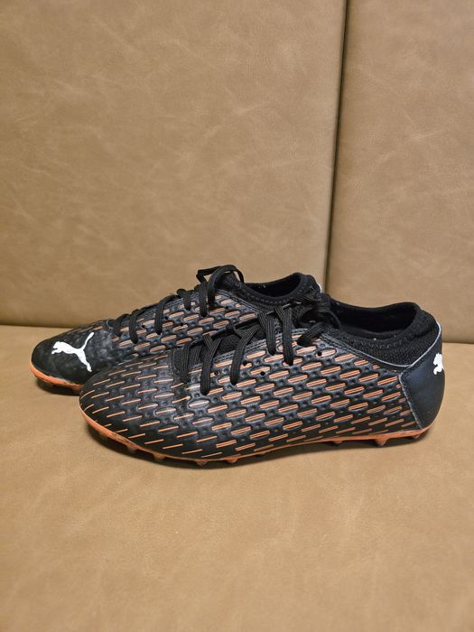 Маратонки Puma -футбол