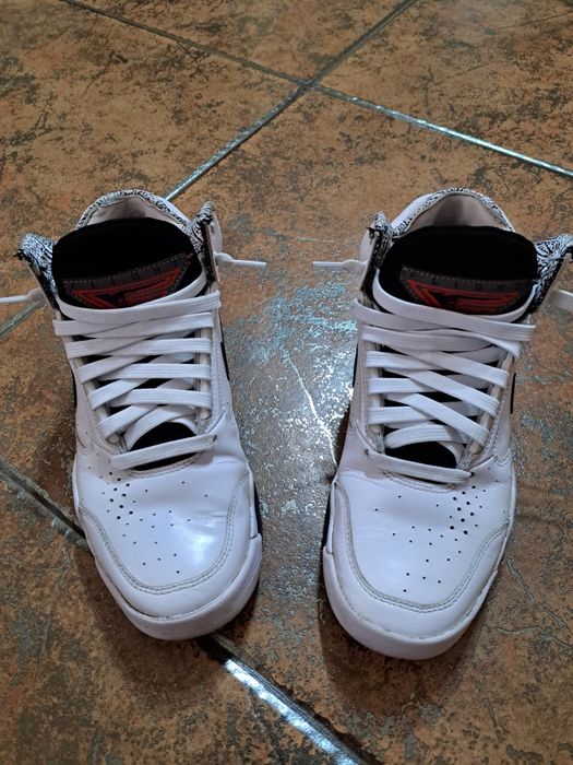 Adidasi Nike , mărimea 39