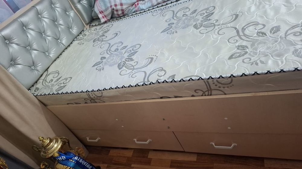 Продам 2 кровати