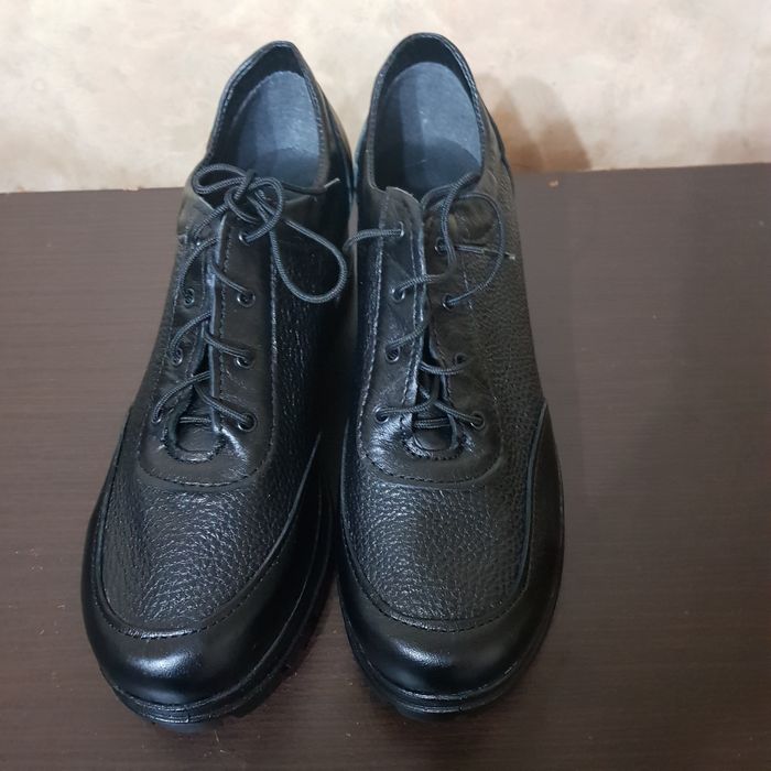 Дамска обувки от естествена кожа