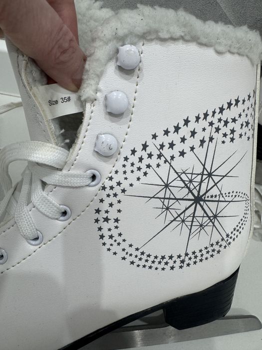 Продам коньки фигурные Sport