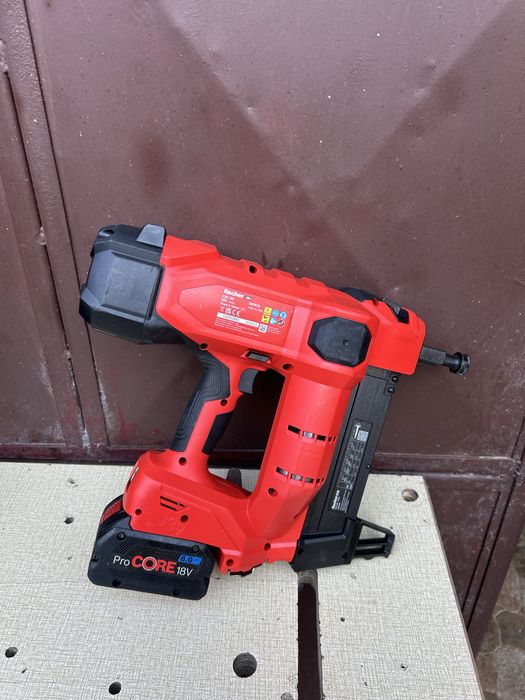 Pistol implantat cuie in beton-fier Fischer FXC85