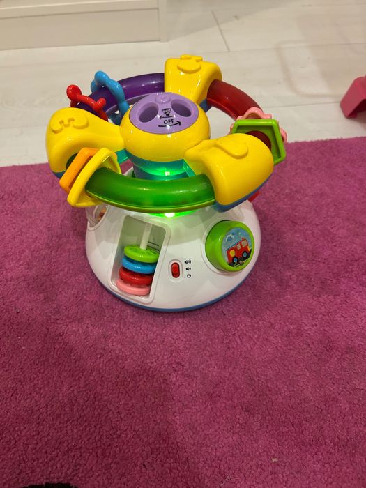 Интерактивна музикална играчка