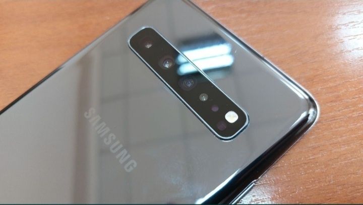 Samsung s10 5G sotiladi