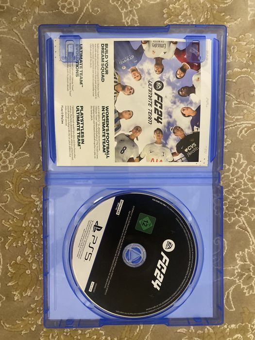 Диск fc24 для игры ps5