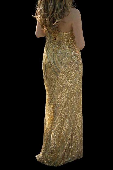 Бални рокли 2026