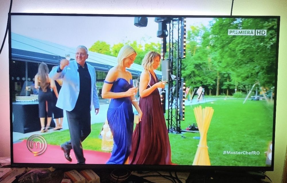 Tv 8K-NeoQLED 165 Samsung Smart nu l am folosit