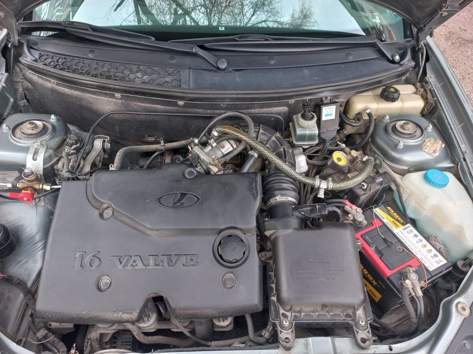 Лада приора 1.6 седан