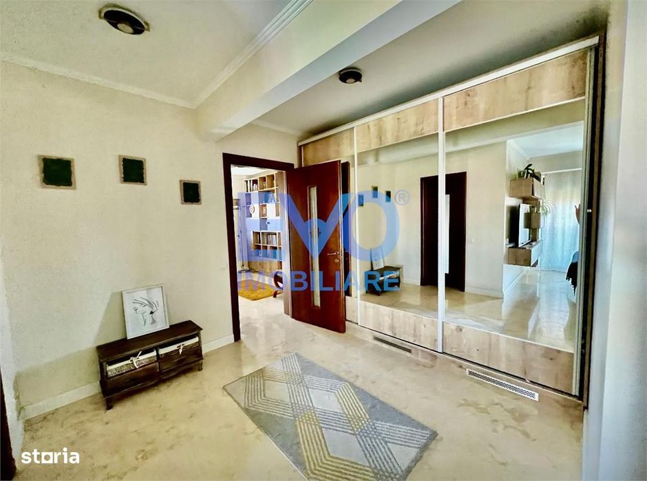 Apartament 5 camere, tip duplex, 2 locuri de parcare, 2 bai, Pacurari