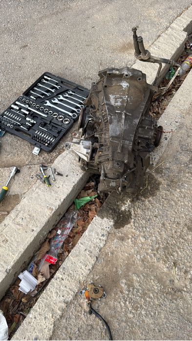 Ауди А6 с4 каропка автамат 4HP18