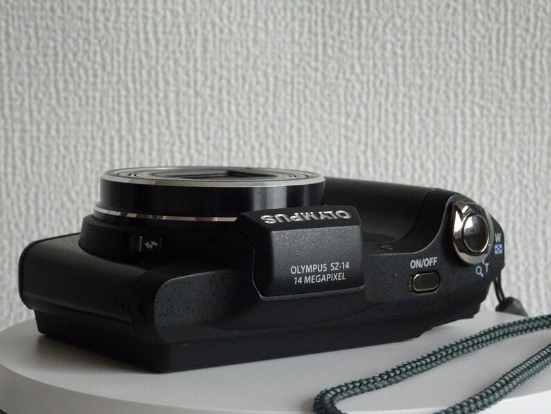 Фотоапарат Olympus SZ-14