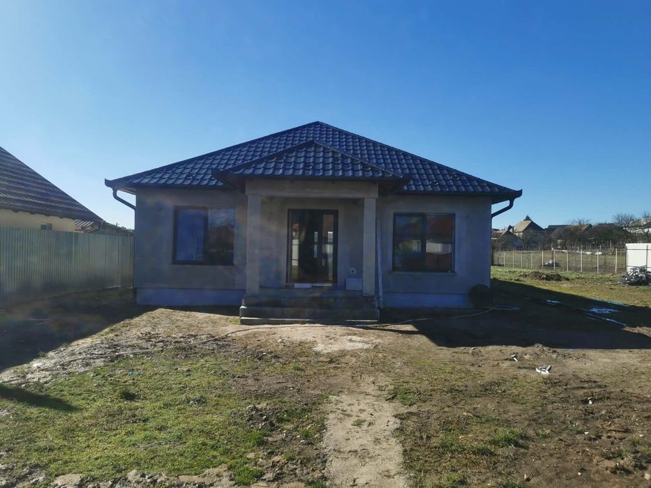 Vând casă construcție nouă