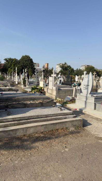 Vand loc de veci Bacau Cimitir Central