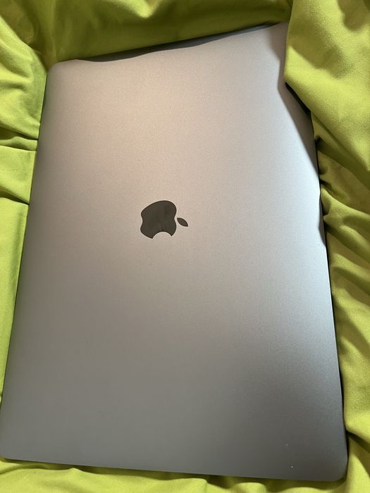 MacBook Pro 15‑inch (2017)