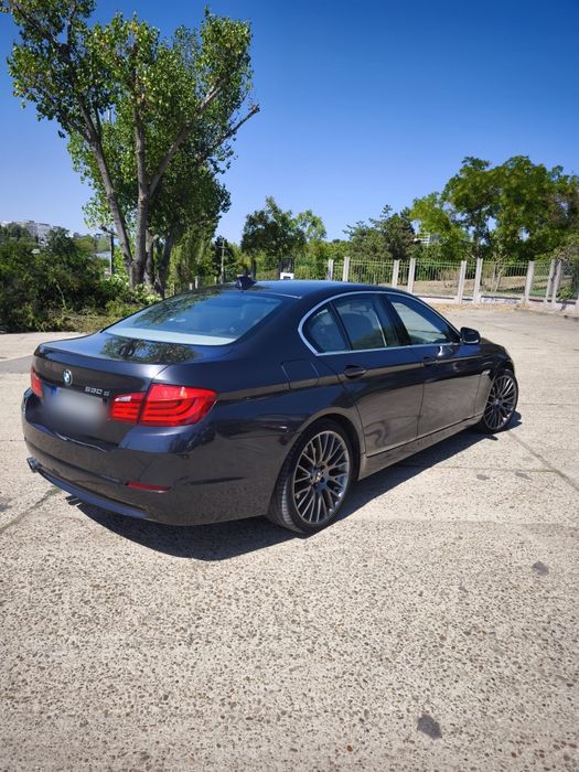 BMW 5 Series 2011 — imagine 4