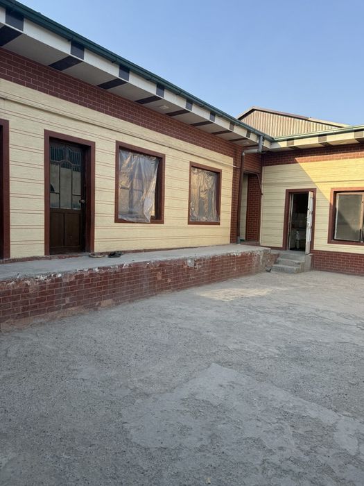 Бектемир тумани.1.7соток 3хона.ошхона,хаммоми бор.