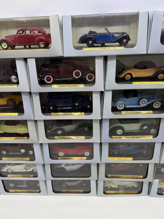 Lot 34 machete auto scara 1:43(11cm) colectia Atlas Franta Retro