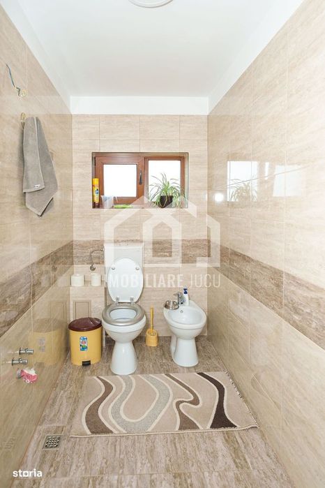 Casa individuala la cheie, 5 camere,180mp, teren 650mp, Jucu de Mijloc