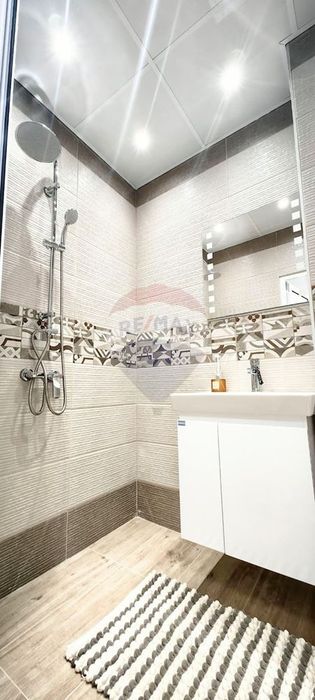 Продава се Двустаен апартамент в Варна, Базар Левски - 38 кв.м за 3419 €/кв.м - Снимка #9