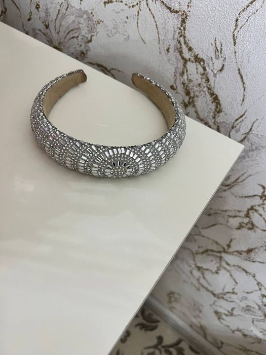 Diademalar qoʻl mehnati