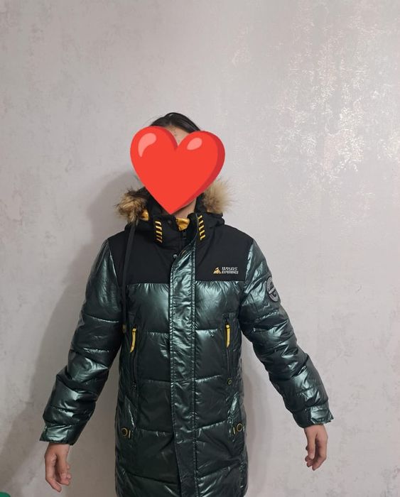 Куртка на мальчика лет 8-12