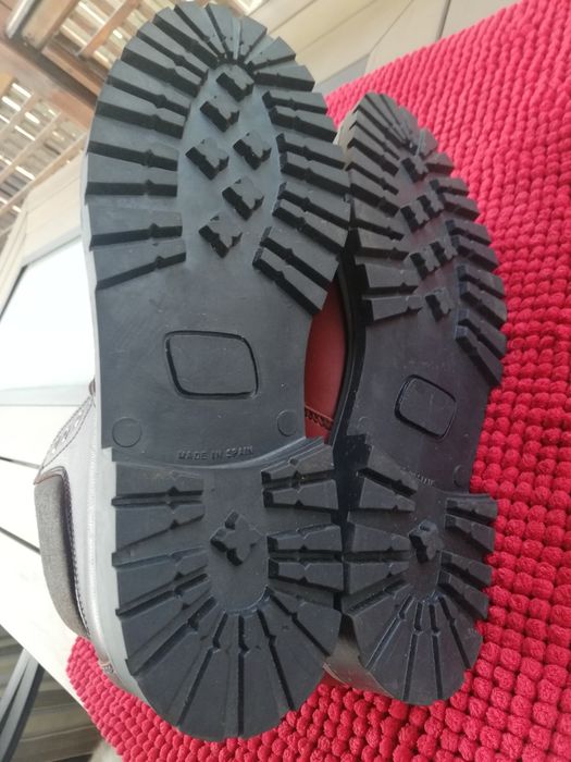 Bocanci noi Lander nr 44/45 piele