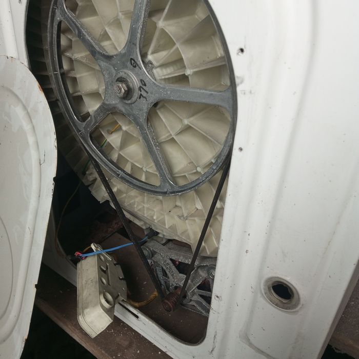 Продам стиральную машинку б/у