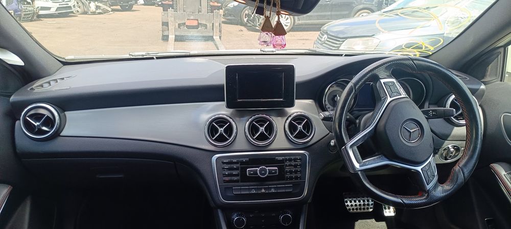 Dezmembrez Mercedes Clasa GLA (X156) [Fabr 2013-prezent]