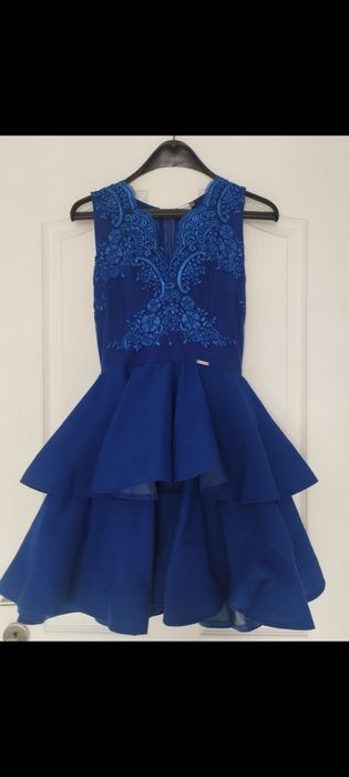 Прекрасна рокля в синьо