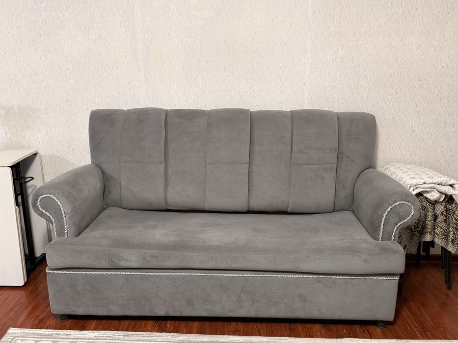 Срочно! Продам 2 дивана в отличном состоянии